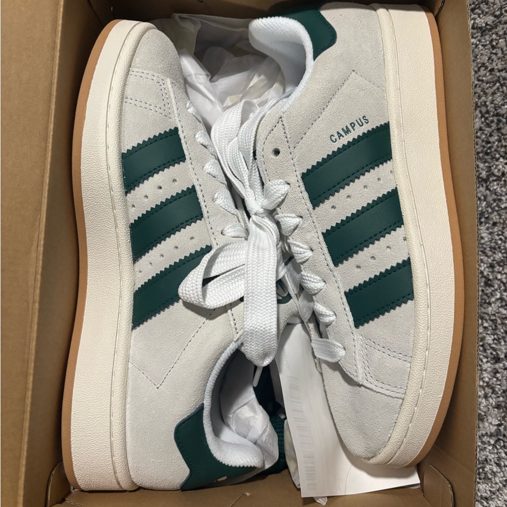 Adidas Campus Sneakers - White and Dark Green